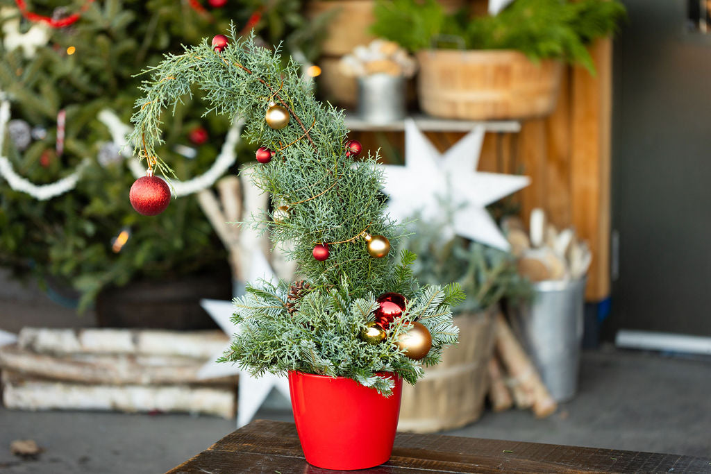 Grinch Tree Arrangement