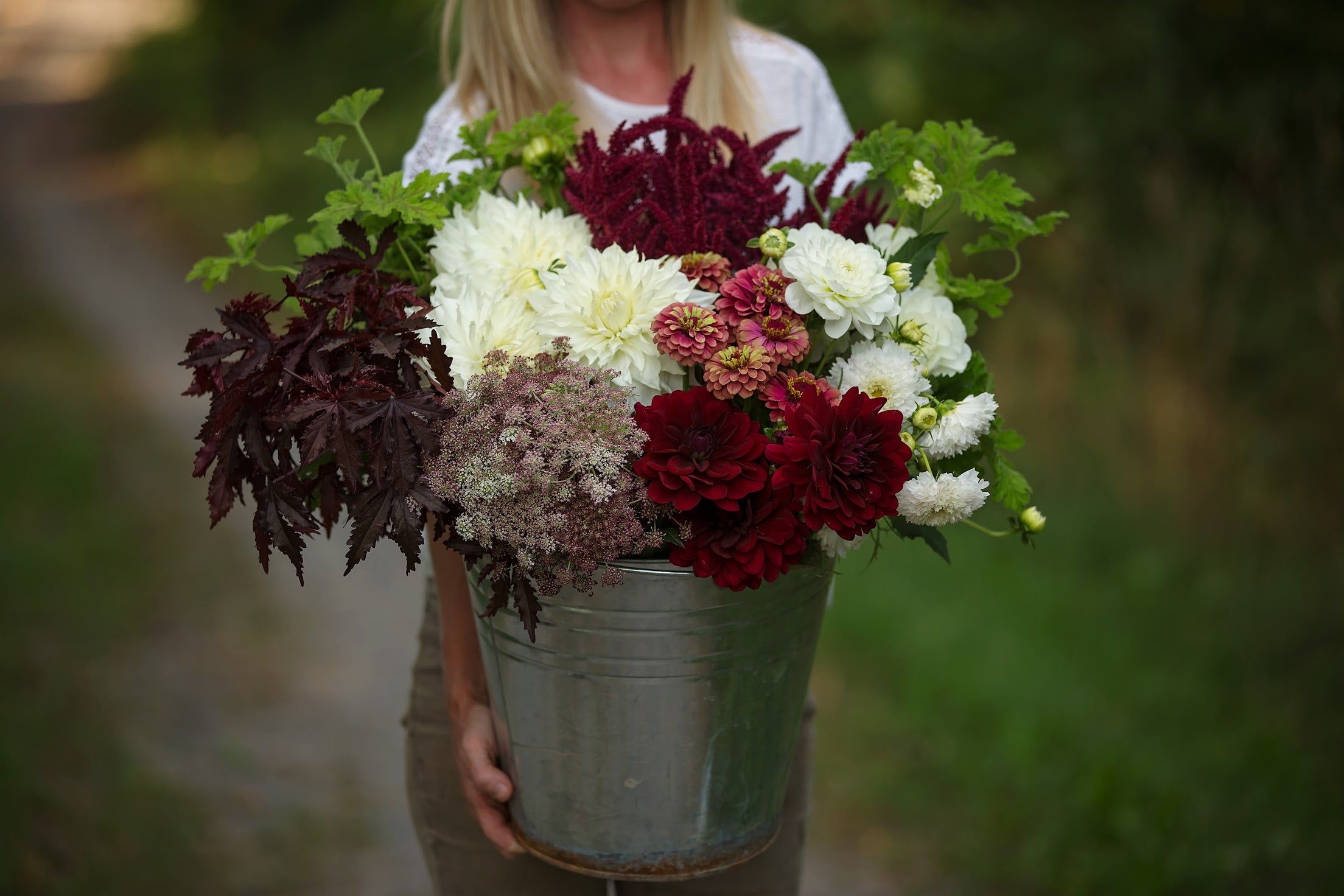 Bulk DIY Bucket of Blooms: Custom Colour Palette