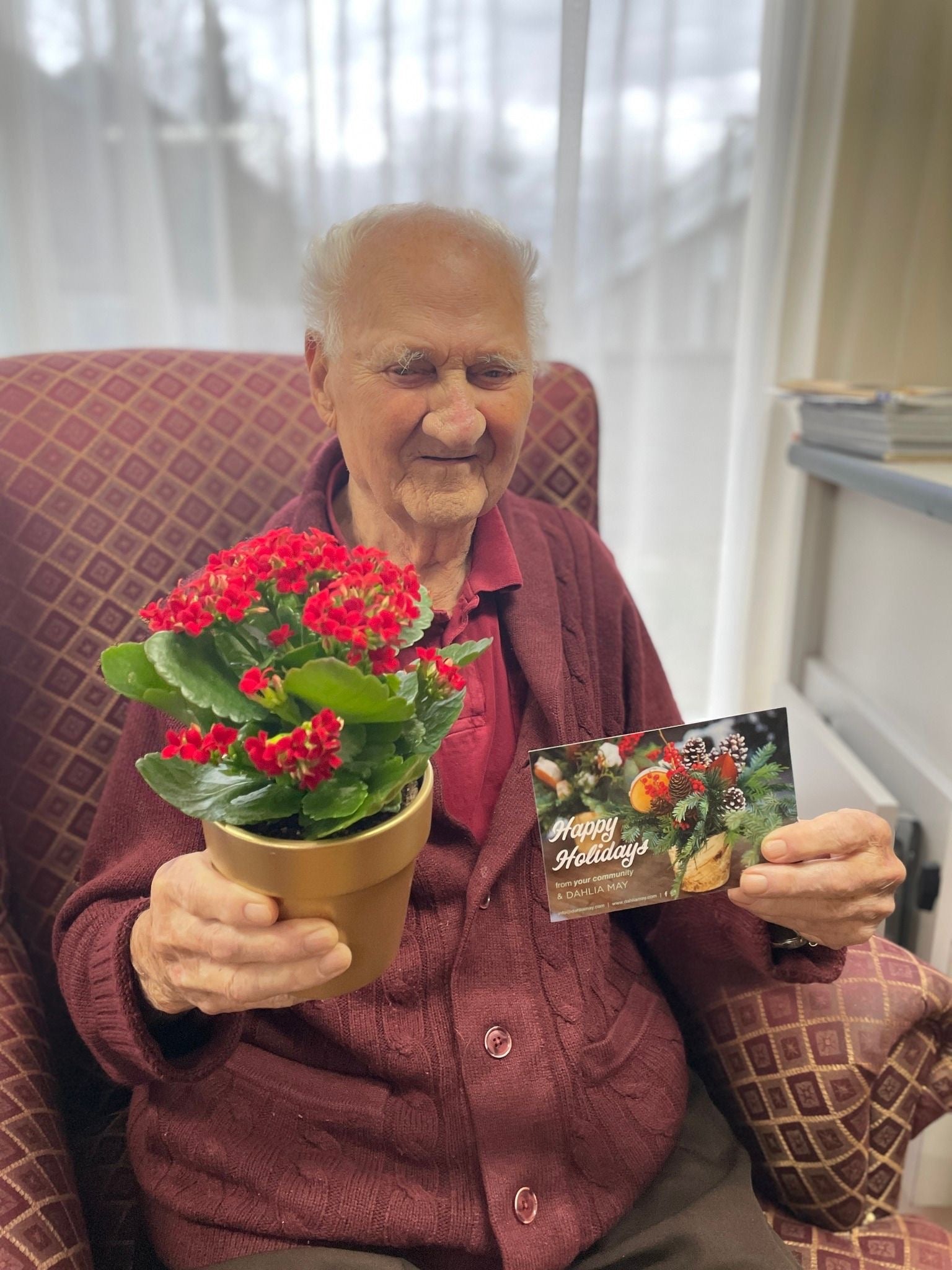 Sponsor a plant for a resident in Long Term Care: Our Community Christmas Gifting Program